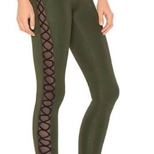 IVY PARK BY BEYONCE  Brand New leggings, with TAG (SMALL) NEVER WORN